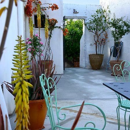 Il Giardino Bed & Breakfast กร็อตตาเย ภายนอก รูปภาพ