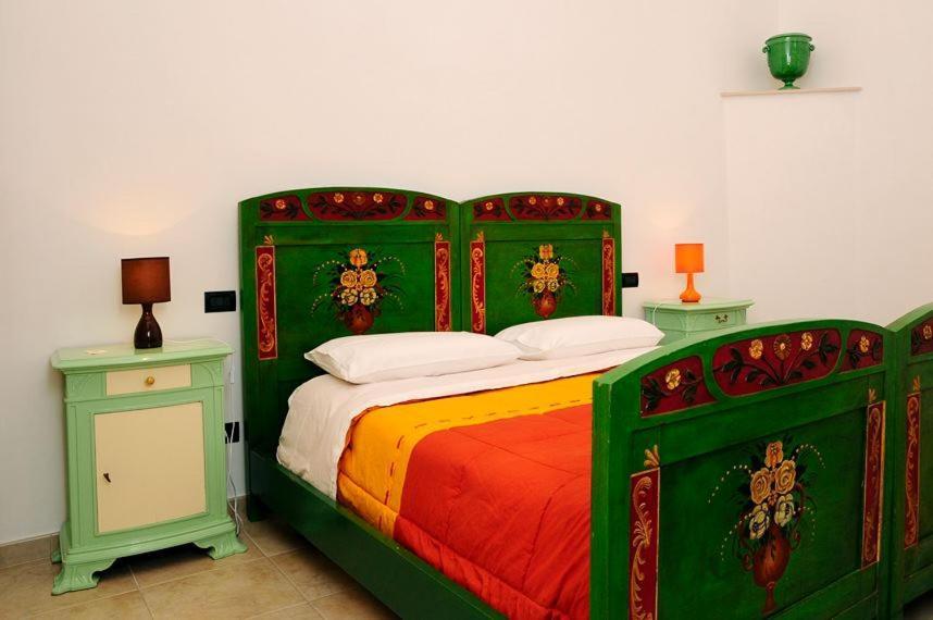 Il Giardino Bed & Breakfast กร็อตตาเย ภายนอก รูปภาพ